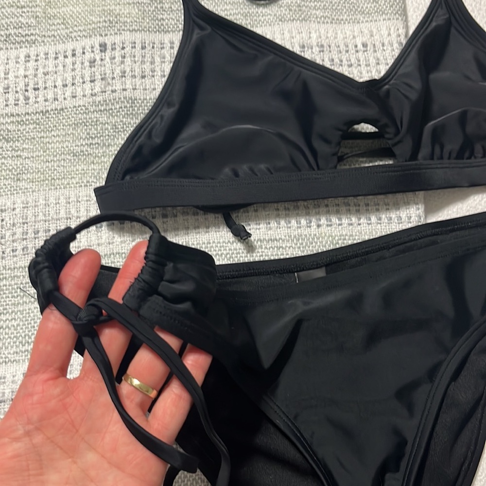 Hurley bathing suit - Picture 4 of 7